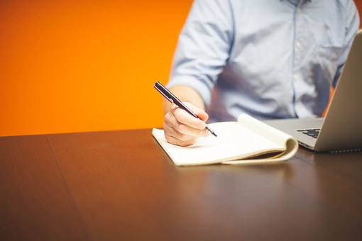 現在的人才市場競爭激烈,員工福利為什么別人的公司這么好?