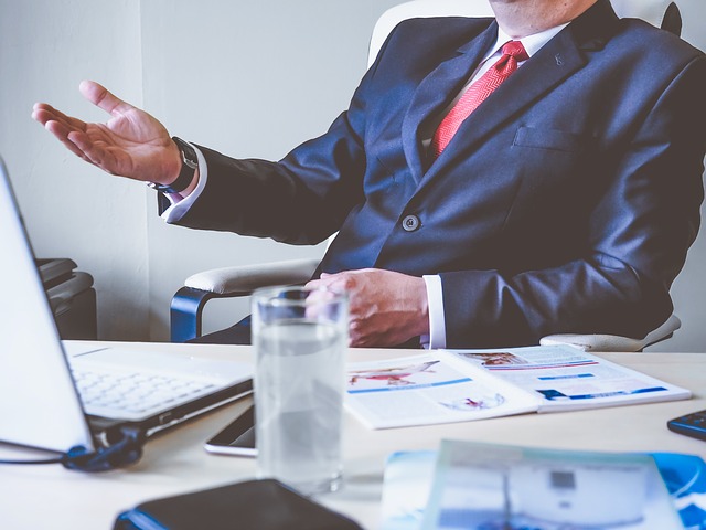 企業(yè)福利平臺(tái)：?jiǎn)T工要跳槽，公司要不要挽留?